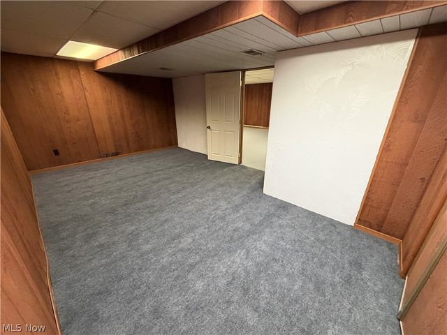 184 Circle View Drive, New Middletown, OH 44442