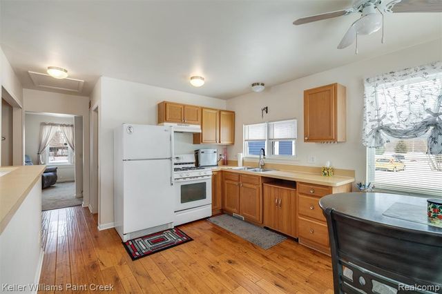 90 Mill Street, Lapeer, MI 48446