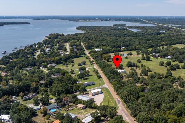 10124 County Road 4022, Kemp, TX 75143