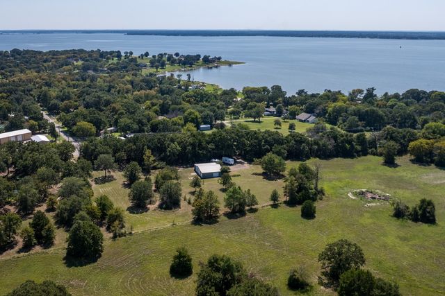 10124 County Road 4022, Kemp, TX 75143