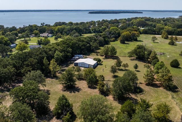 10124 County Road 4022, Kemp, TX 75143