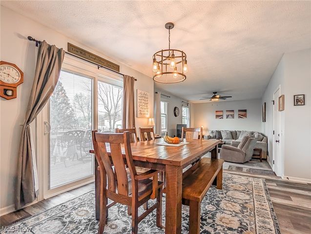 812 Joel Circle, Louisville, OH 44641