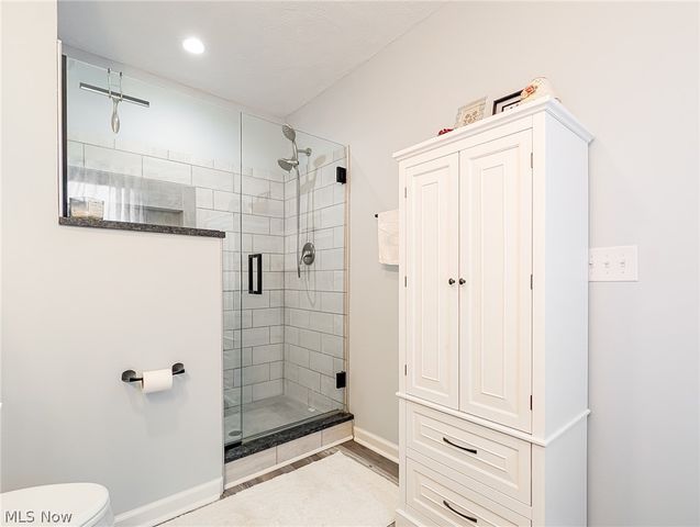 812 Joel Circle, Louisville, OH 44641