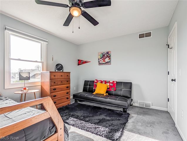 812 Joel Circle, Louisville, OH 44641