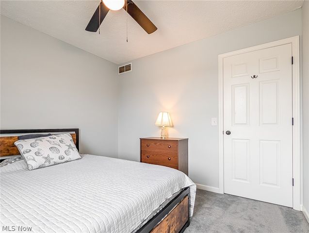 812 Joel Circle, Louisville, OH 44641
