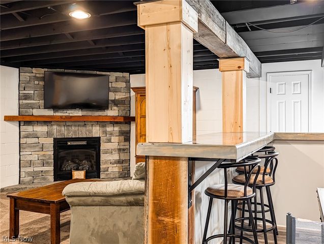 812 Joel Circle, Louisville, OH 44641