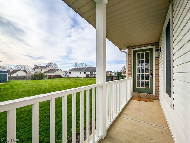 812 Joel Circle, Louisville, OH 44641