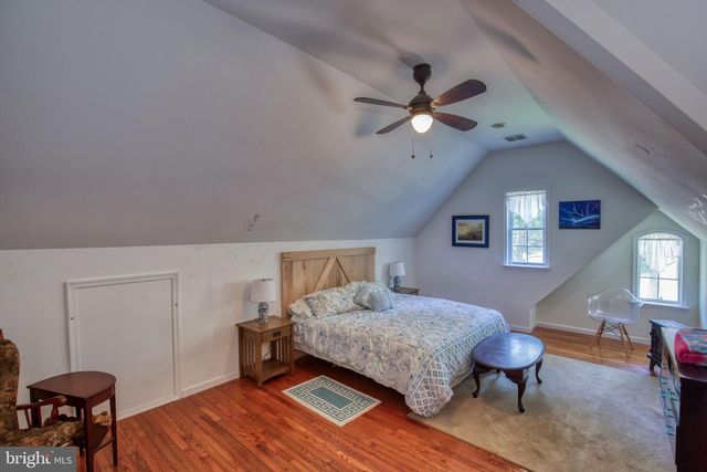 120 TWIN HARBOR RD, Reedville, VA 22539