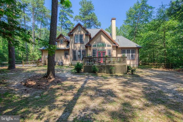 120 TWIN HARBOR RD, Reedville, VA 22539