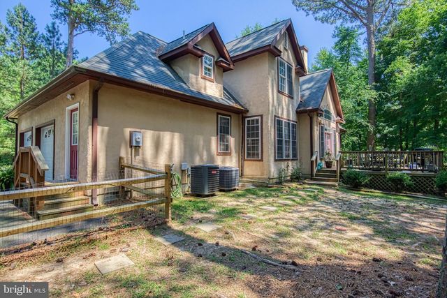 120 TWIN HARBOR RD, Reedville, VA 22539