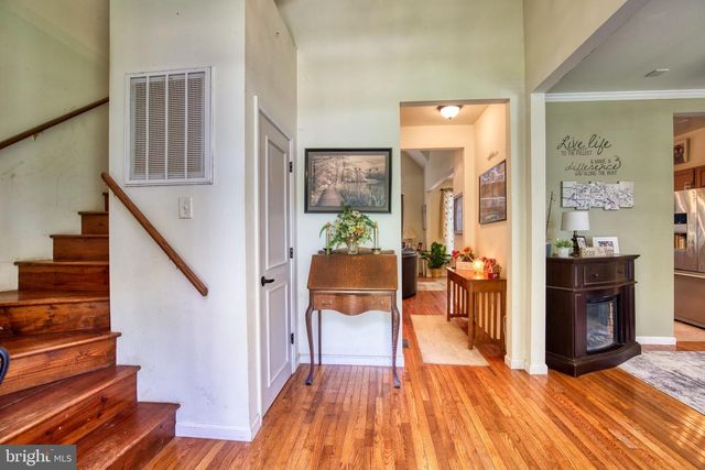 120 TWIN HARBOR RD, Reedville, VA 22539