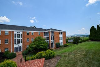 2102 Stephenson Ave SW Apt 12, Roanoke, VA 24014