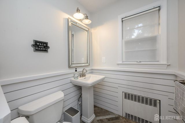 76 Main Street, Holmdel, NJ 07733