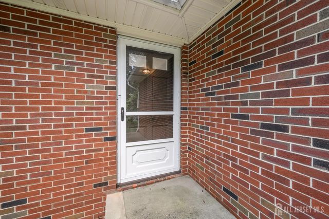 76 Main Street, Holmdel, NJ 07733
