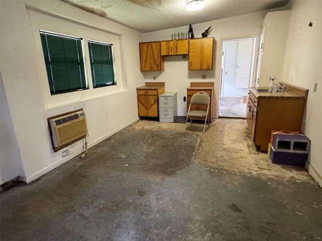 1404 EMMETT STREET, Kissimmee, FL 34741