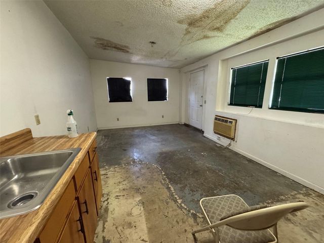 1404 EMMETT STREET, Kissimmee, FL 34741
