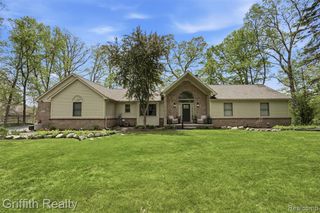 10232 Spencer Road, Brighton, MI 48114