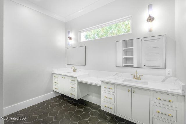 2100 Curcor Drive, Gulfport, MS 39507