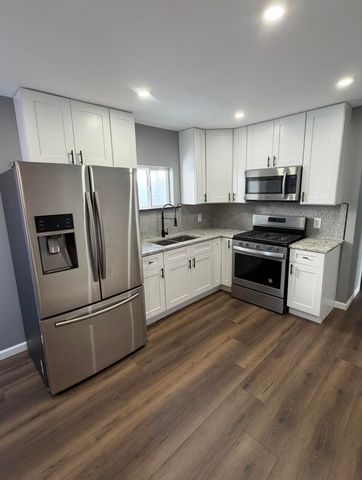 2424 Maryland Street, Gary, IN 46407