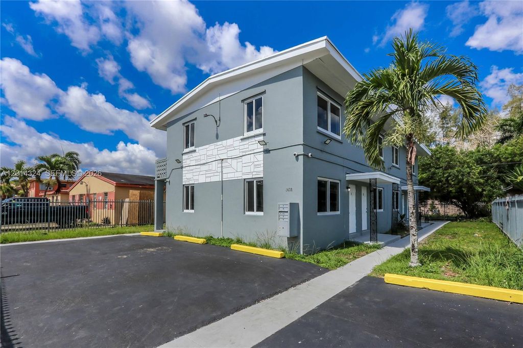 1430 NW 2nd Avenue, Florida City, FL 33034