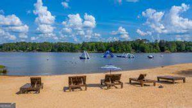 506 Rockville Springs Drive, Eatonton, GA 31024