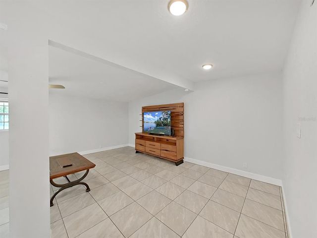 1155 7TH STREET N, Safety Harbor, FL 34695