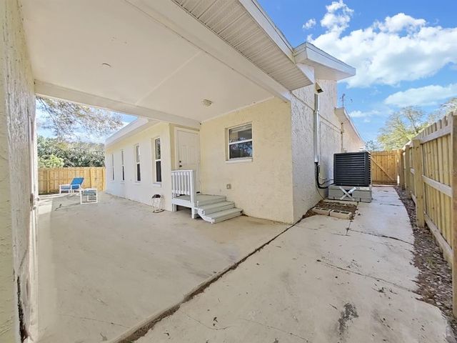 1155 7TH STREET N, Safety Harbor, FL 34695
