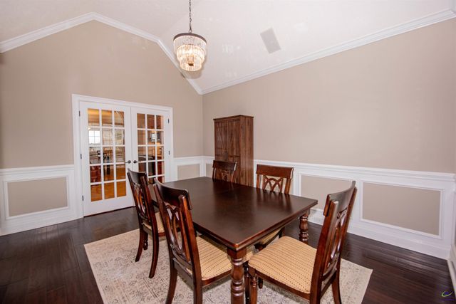 101 Falls Drive, Bonaire, GA 31005