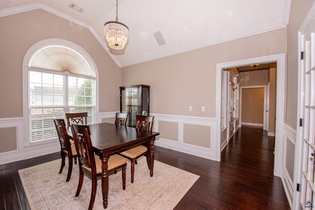 101 Falls Drive, Bonaire, GA 31005