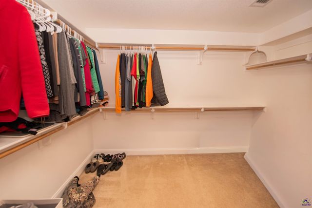 101 Falls Drive, Bonaire, GA 31005