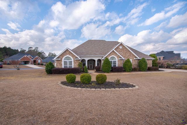 101 Falls Drive, Bonaire, GA 31005