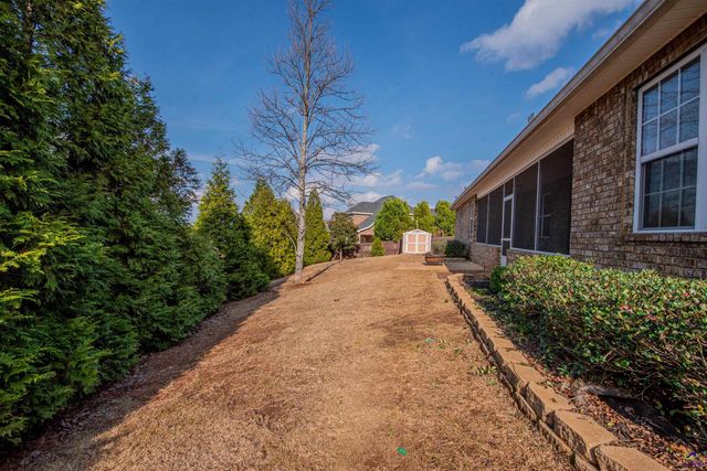 101 Falls Drive, Bonaire, GA 31005