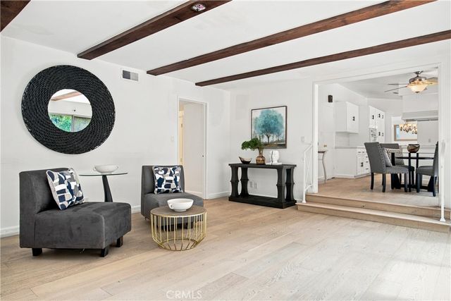 20164 Santa Rita, Woodland Hills, CA 91364