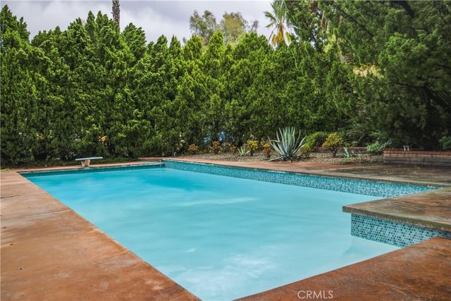 20164 Santa Rita, Woodland Hills, CA 91364