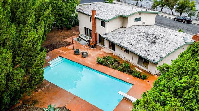 20164 Santa Rita, Woodland Hills, CA 91364