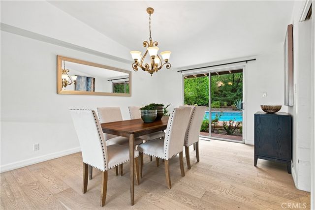 20164 Santa Rita, Woodland Hills, CA 91364