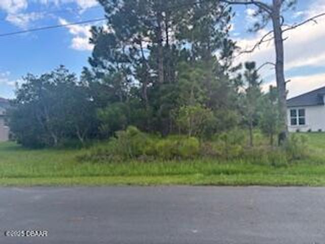 3 Lansing Lane, Palm Coast, FL 32137