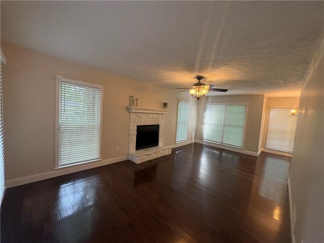 41 Red Oak Circle, Dallas, GA 30157