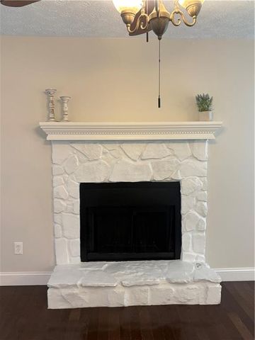41 Red Oak Circle, Dallas, GA 30157