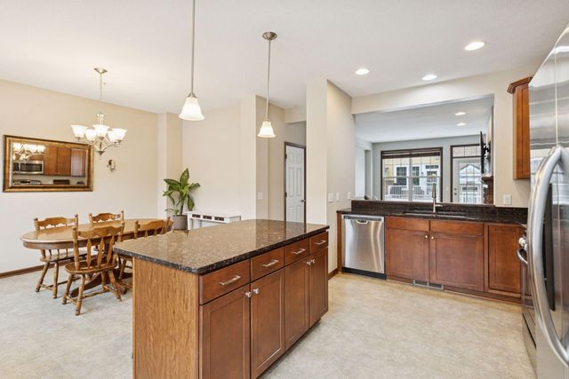 17159 72nd Avenue N 2803, Maple Grove, MN 55311