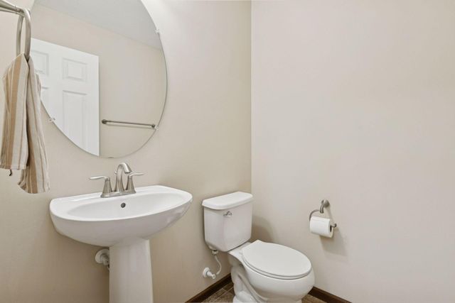 17159 72nd Avenue N 2803, Maple Grove, MN 55311