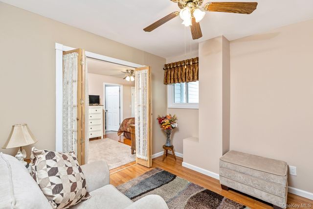 276 Parkway Drive, Calverton, NY 11933