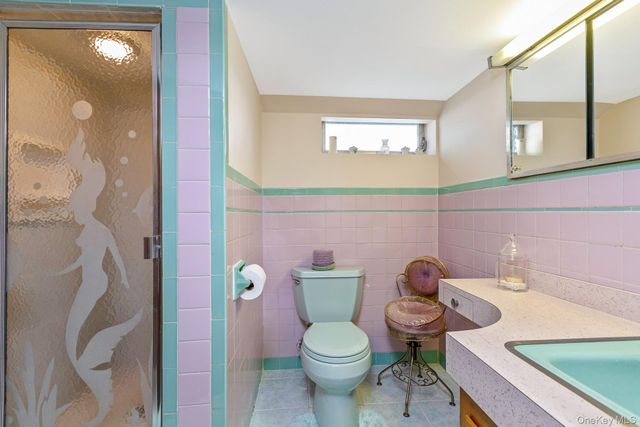 276 Parkway Drive, Calverton, NY 11933