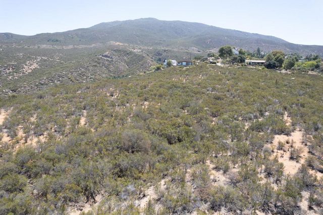 Victoria Drive, Alpine, CA 91901
