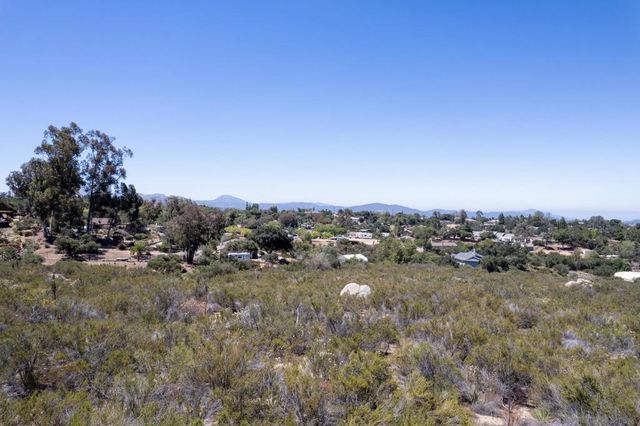 Victoria Drive, Alpine, CA 91901