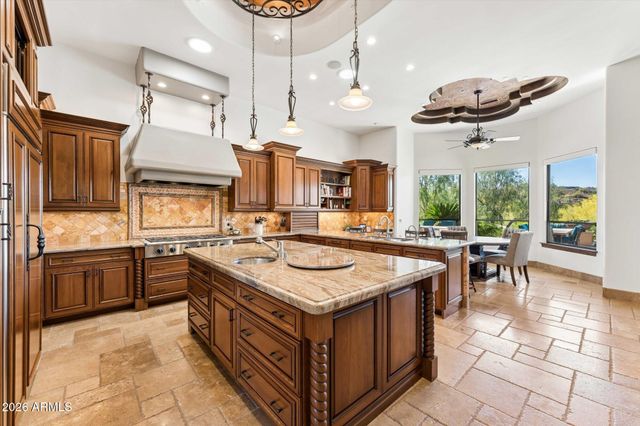 16054 E TOMBSTONE Avenue, Fountain Hills, AZ 85268