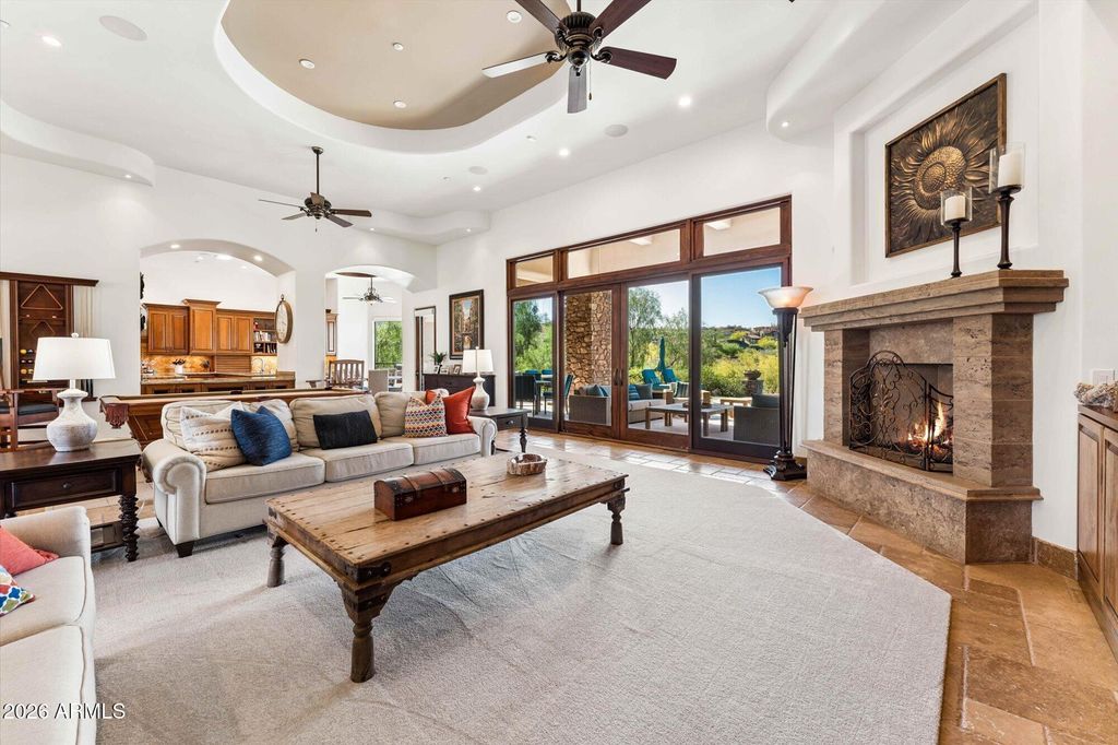 Image 11 of property listing at 16054 E TOMBSTONE Avenue, Fountain Hills, AZ 85268