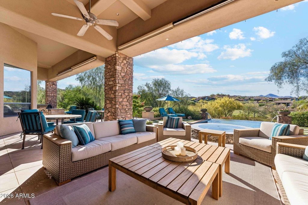 Image 12 of property listing at 16054 E TOMBSTONE Avenue, Fountain Hills, AZ 85268