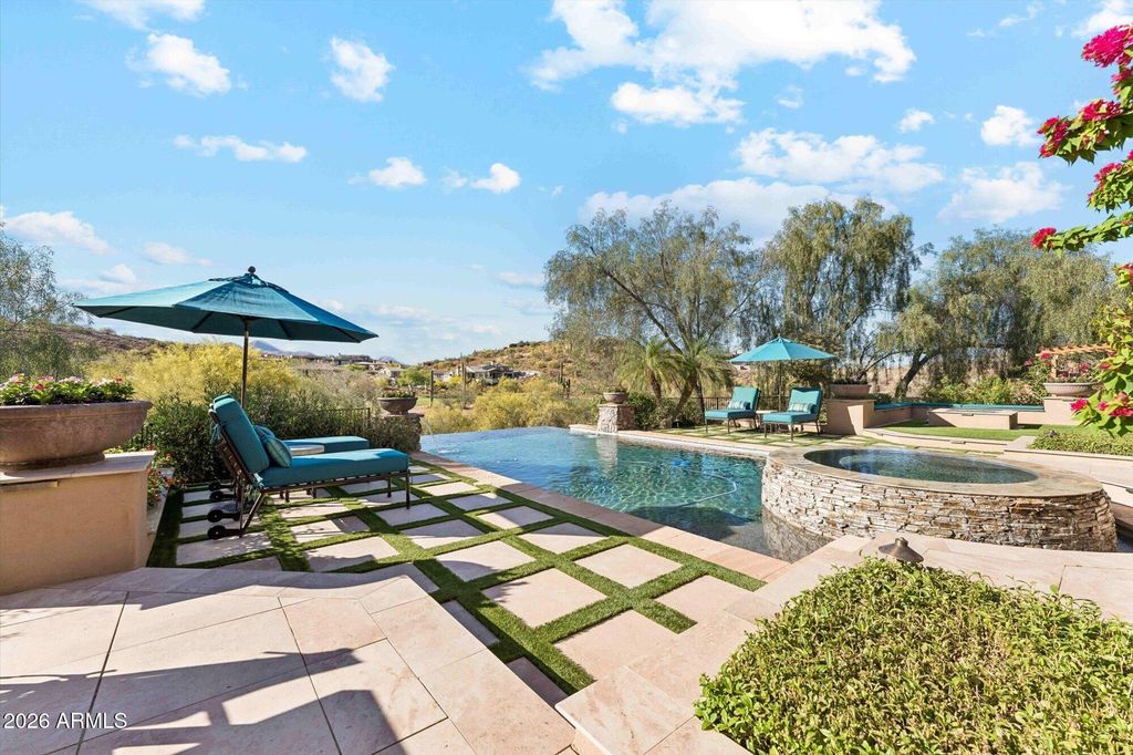 Image 16 of property listing at 16054 E TOMBSTONE Avenue, Fountain Hills, AZ 85268