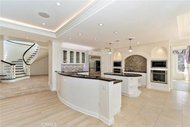 19 Santa Rosa, Rolling Hills Estates, CA 90274